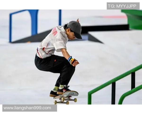 南京攀岩队在滑板精英赛中的节奏表现与技术分析