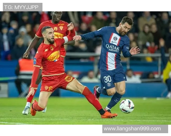 吉英坎主场迎战昂热争夺三分双方实力对决引人关注