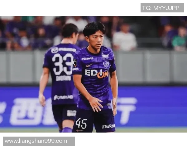 广岛三箭迎战东京绿茵争夺联赛积分巅峰对决即将上演