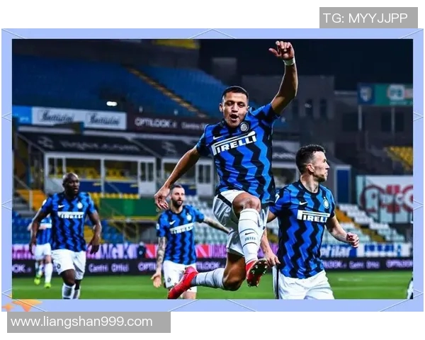 拉齐奥与国际米兰的对决中罗纳尔多的传奇表现与影响力分析