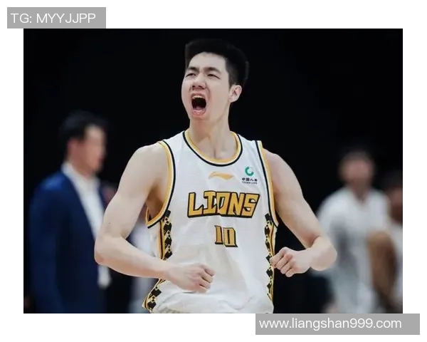 朱俊龙的奋斗故事与篮球梦想如何点燃年轻一代的激情与希望