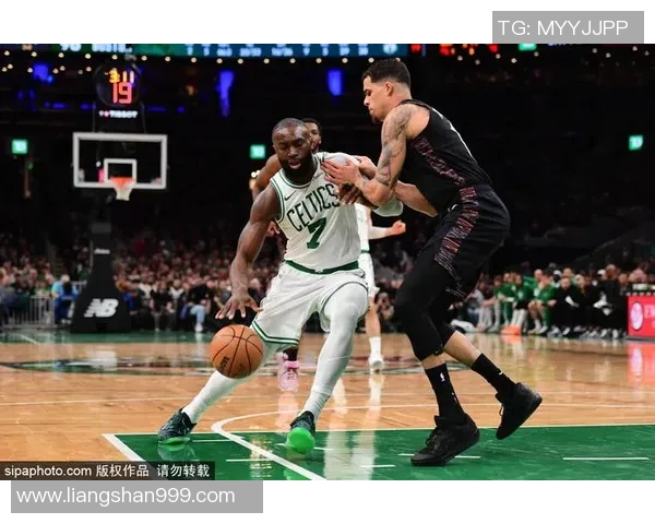 篮球巴塞罗那与艾菲斯的巅峰对决谁将笑到最后