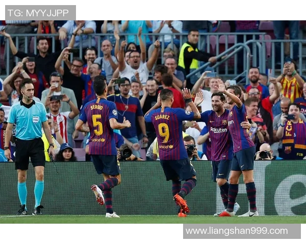 皇马与巴萨巅峰对决再度来袭球迷期待的经典赛事即将上演 皇马与巴萨巅峰对决再度来袭球迷期待的经典赛事即将上演