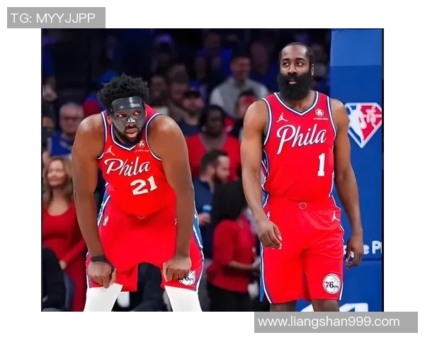 詹姆斯哈登的篮球之路:从天才少年到NBA超级巨星的成长历程 詹姆斯哈登的篮球之路:从天才少年到NBA超级巨星的成长历程