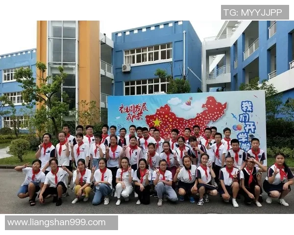 高校联赛特别报道:FPX从起步到辉煌的奋斗历程与心路历程 高校联赛特别报道:FPX从起步到辉煌的奋斗历程与心路历程