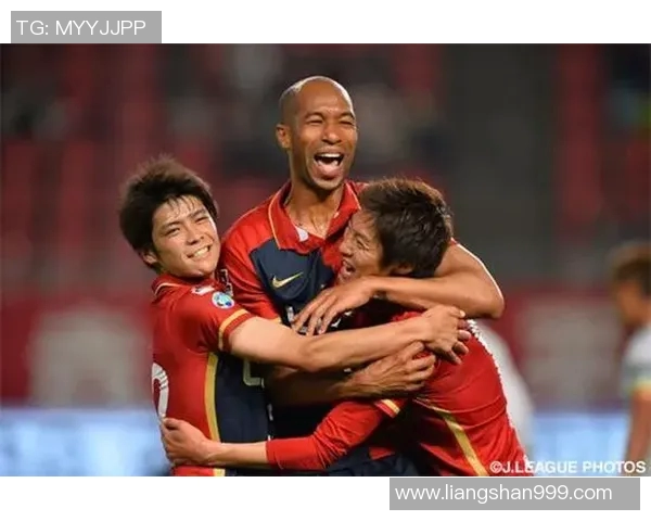 名古屋与鹿岛鹿角的激烈对决展现日本足球的魅力与激情