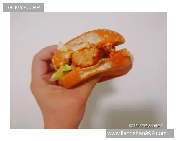 奥瓦与桑托斯激战正酣谁能在这场对决中笑到最后