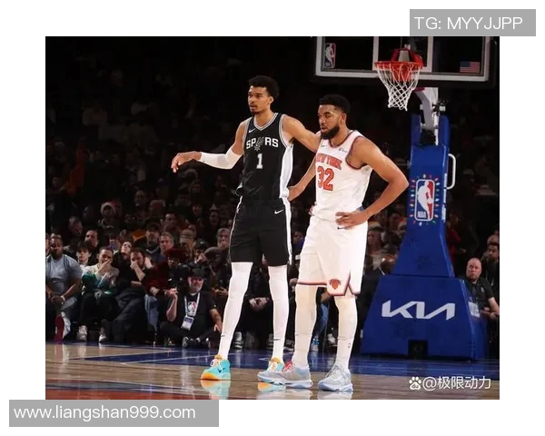日本NBA马刺与灰熊激战正酣球迷期待精彩对决与精彩瞬间